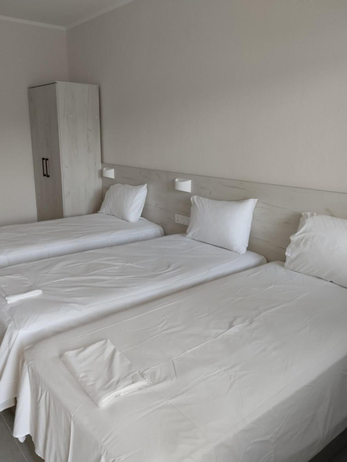 Daniela Apartments Néa Róda Kültér fotó