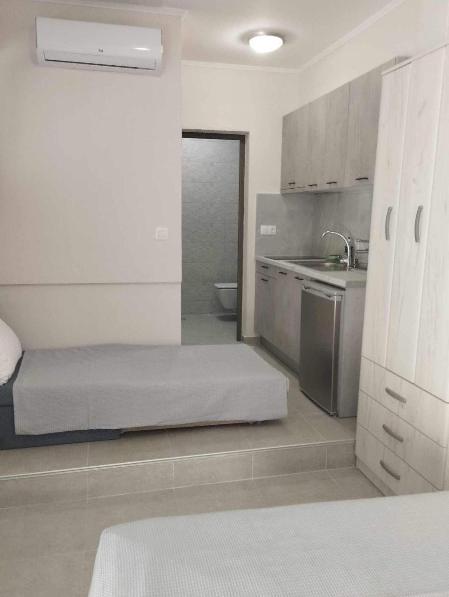 Daniela Apartments Néa Róda Kültér fotó