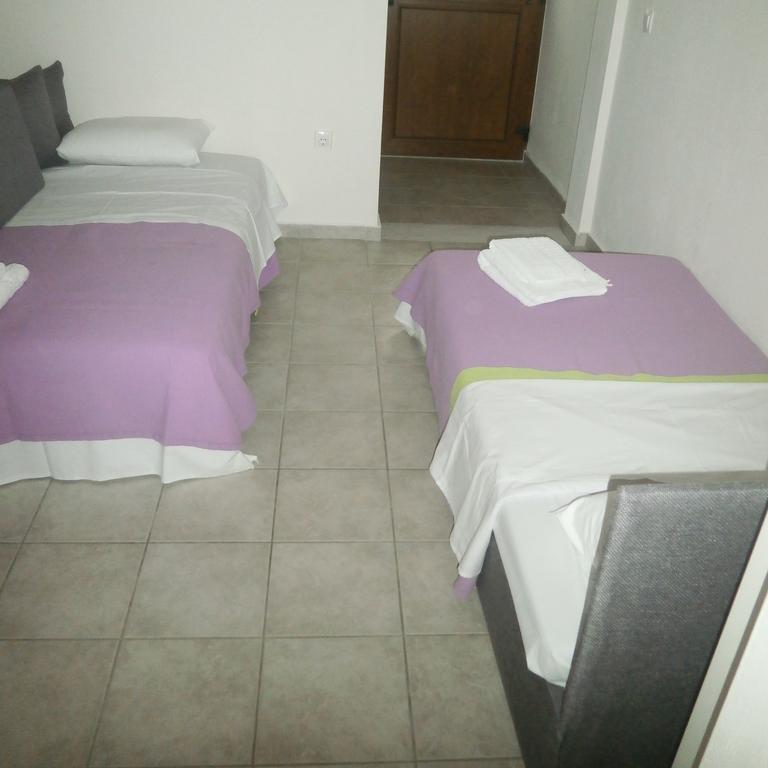 Daniela Apartments Néa Róda Kültér fotó