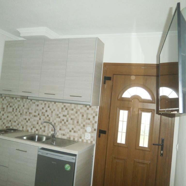 Daniela Apartments Néa Róda Kültér fotó